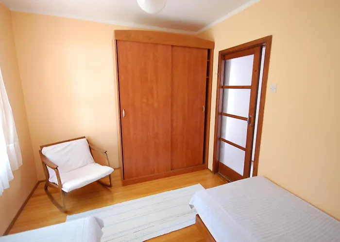 Appartamento Leo By El-pi Tours Njivice