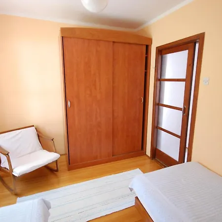 Appartamento Leo Njivice